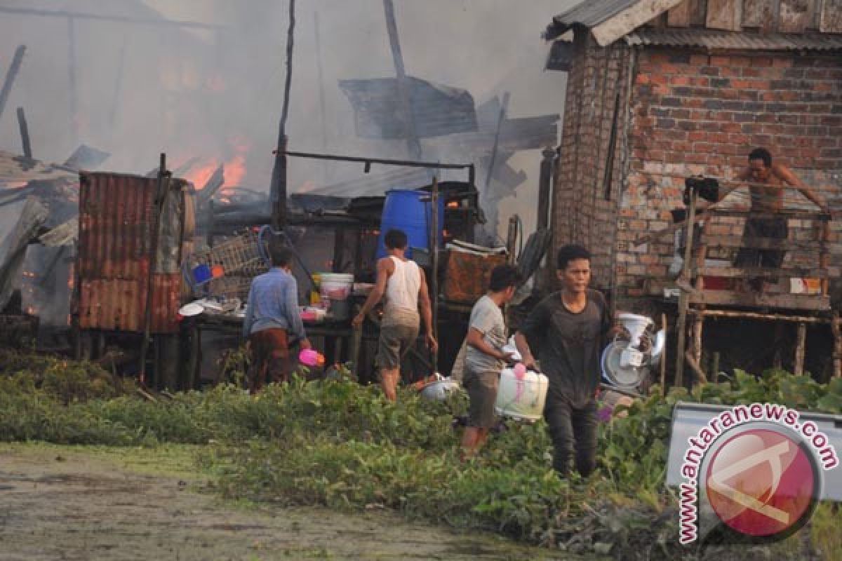 Pemprov Sumsel bantu korban kebakaran Lima Ulu