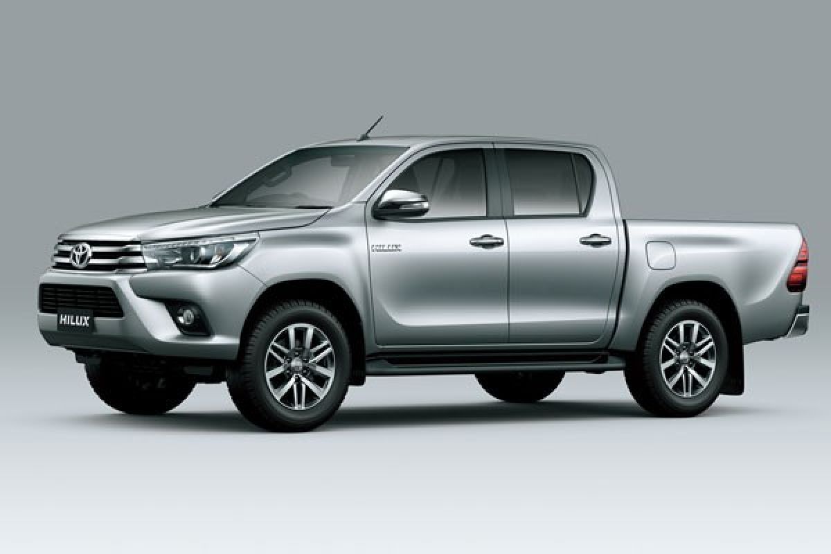 Tampang Toyota Hilux generasi ke-8