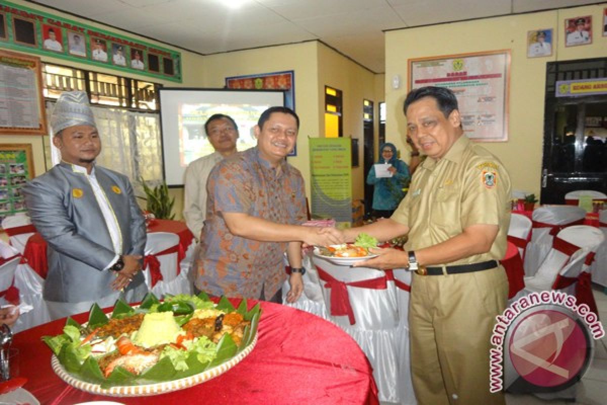 Pelambuan Ikut Lomba Tingkat Provinsi 