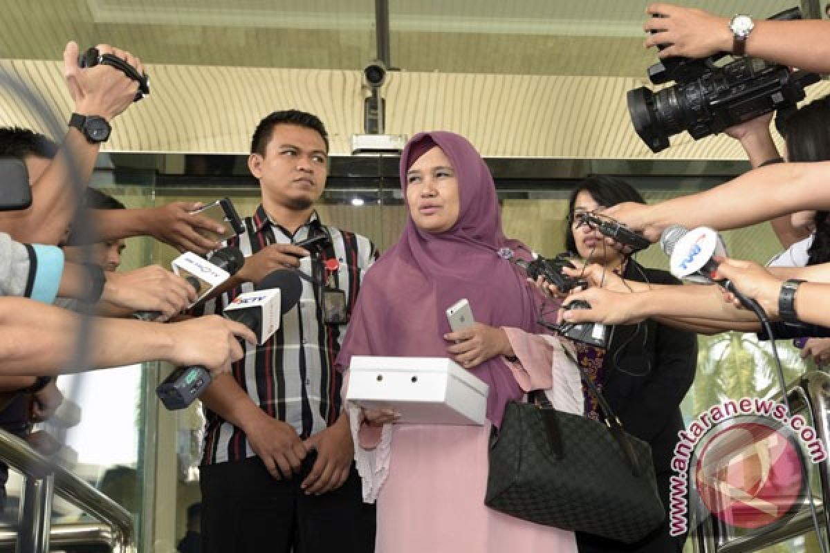 Cici Tegal akui terima uang dari Siti Fadilah