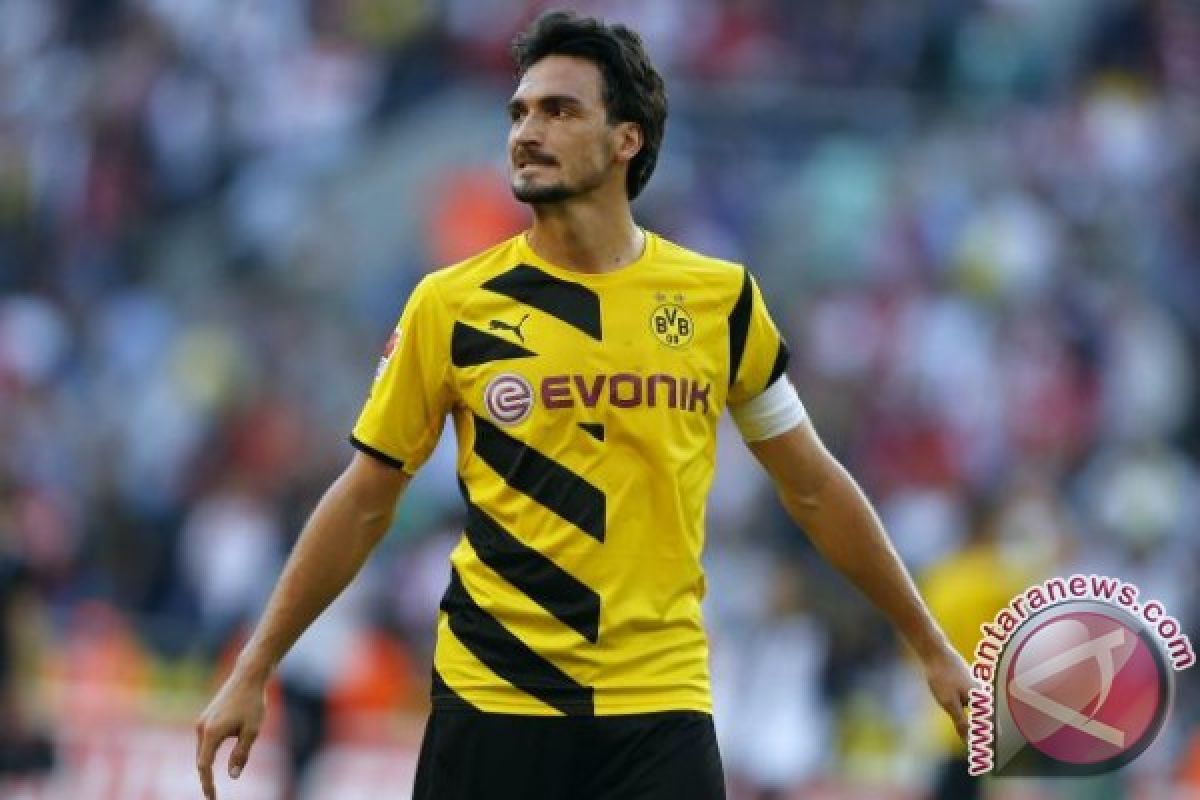 Hummels Dilaporkan Tolak Ketertarikan Manchester United