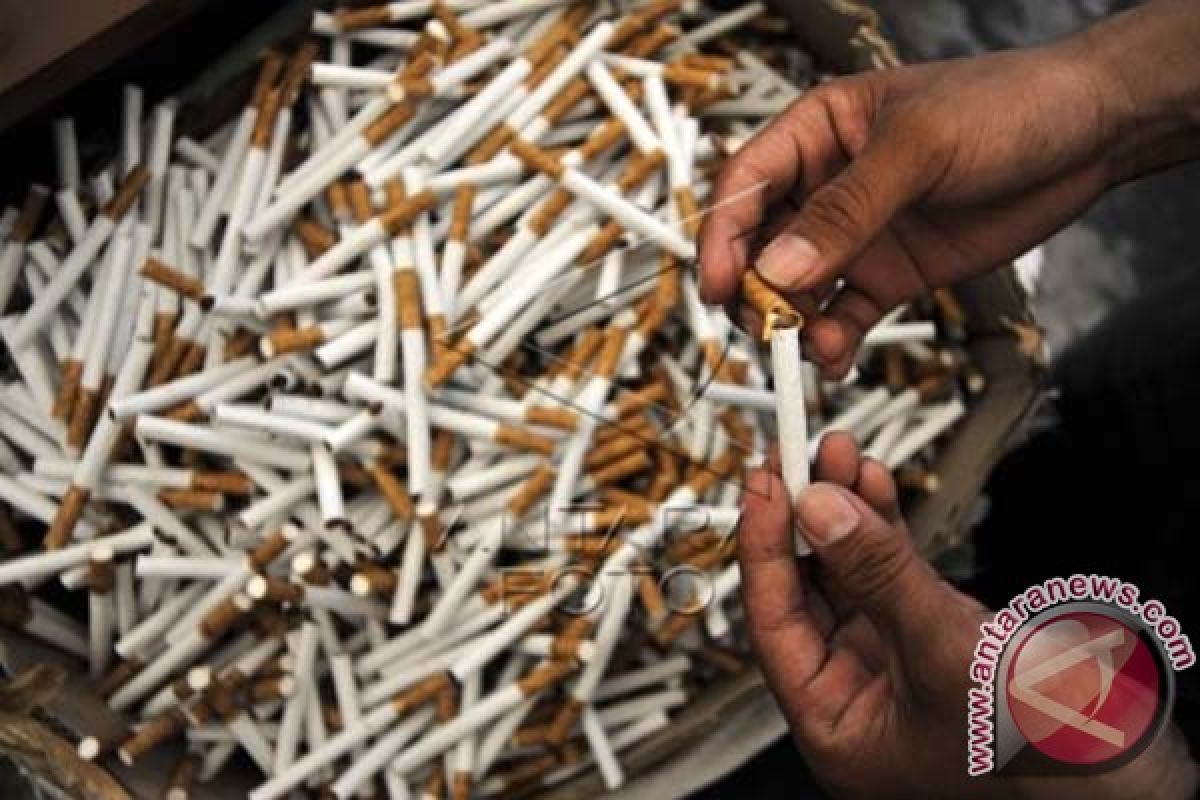 Menkeu musnahkan lima juta batang rokok 