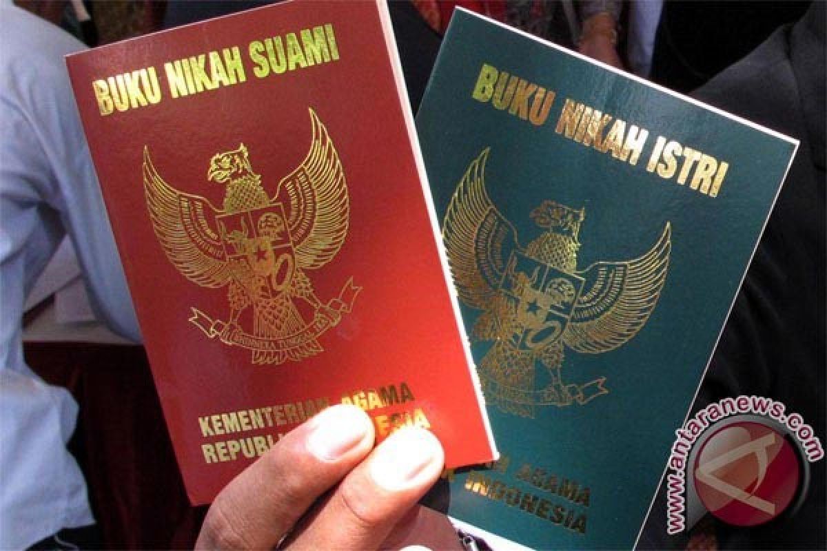 Jutaan Warga Indonesia Belum Miliki Buku Nikah 