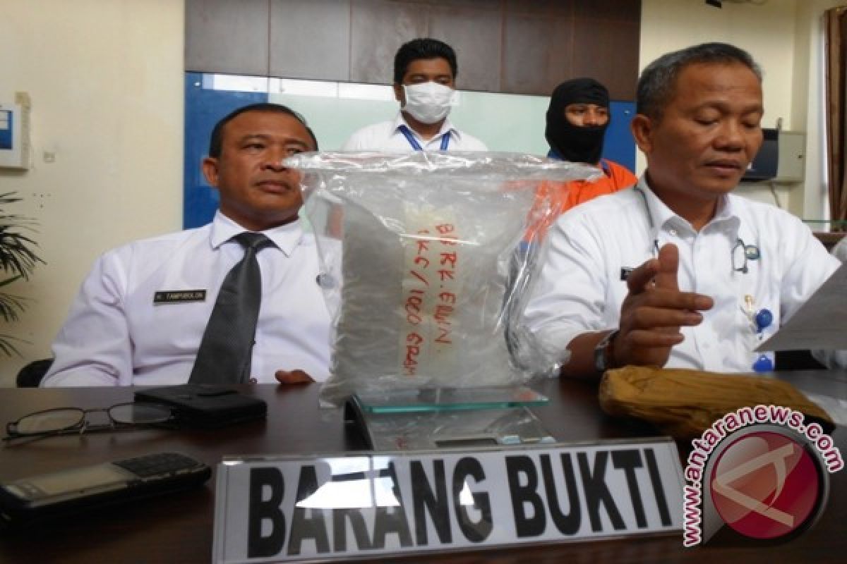 BNN Sita Satu Kilogram Sabu-sabu dari Tarakan