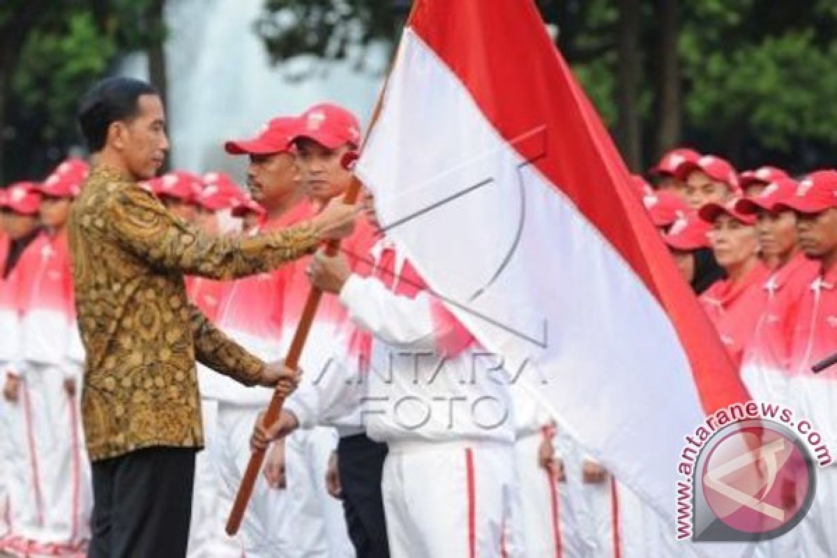 President Bids Farewell To Indonesian Contingent Leaving For Sea Games