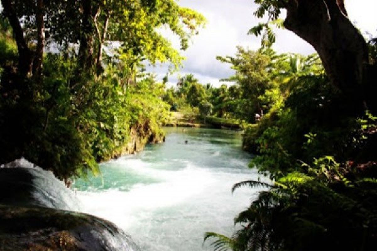 Masyarakat adat kelola objek wisata Danau Kali Biru Biak Numfor