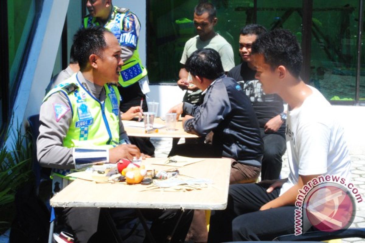 Polres Karimun Jaring Puluhan Sepeda Motor