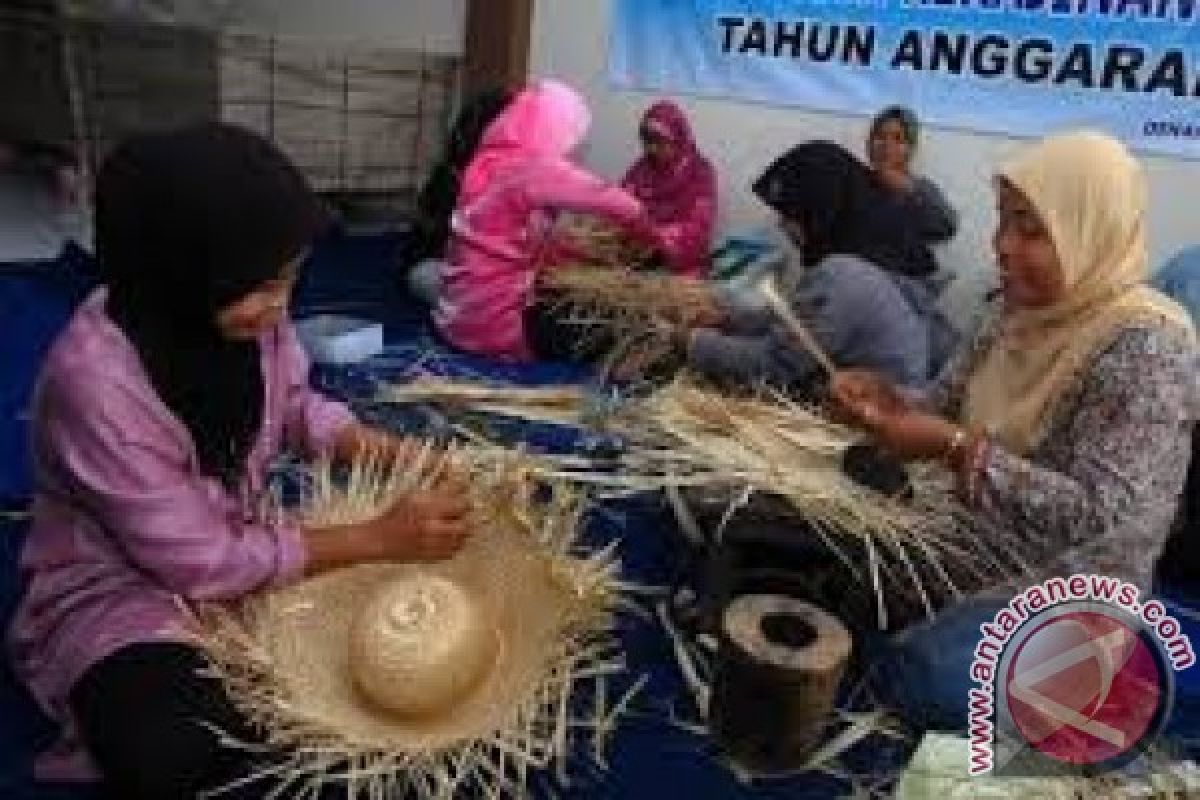 Pemkab Lebak Tumbuhkan Industri Kecil Melalui Pelatihan