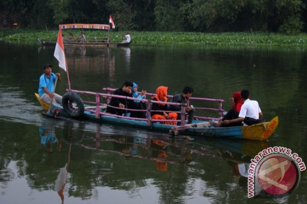 Air Waduk Pondok Ngawi Menyusut 80 Persen