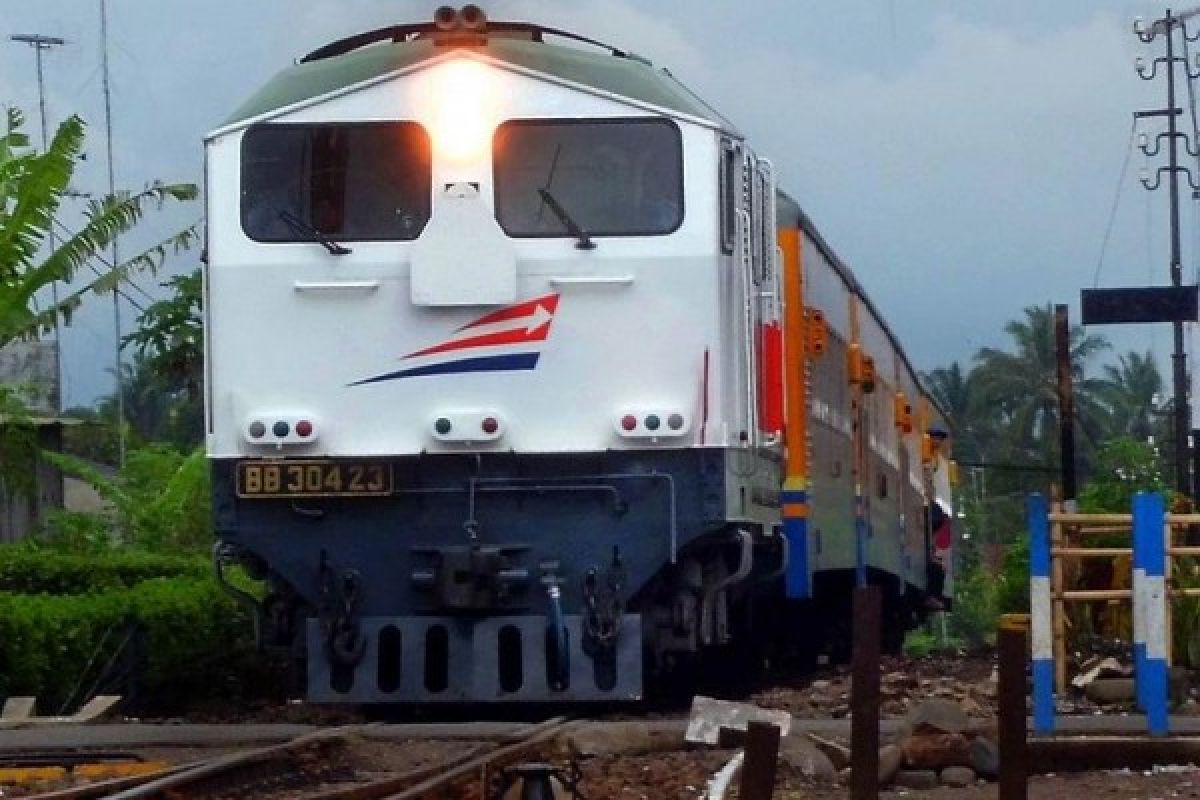  Polisi Selidiki Penyebab Kecelakaan Kereta Di Cirebon