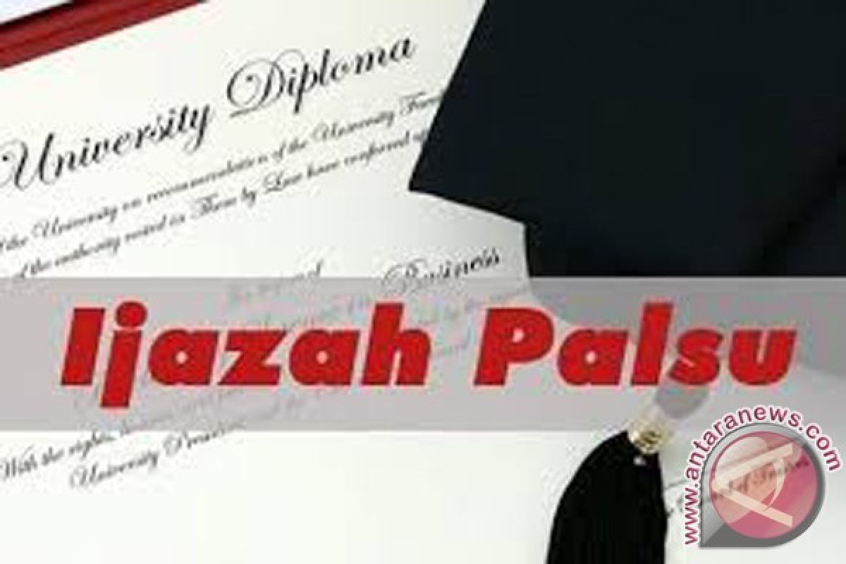 Ijazah S2 Dosen ULM Diduga Palsu