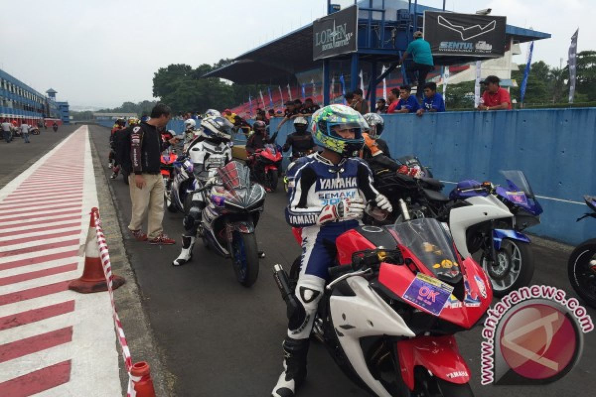 Komunitas moge dan Michelin latihan bareng di Sentul