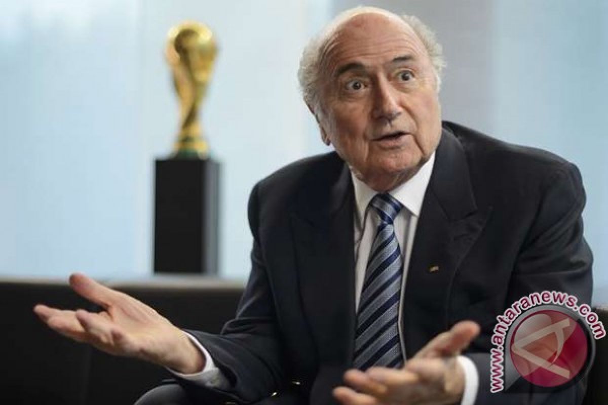 Tokoh sepakbola dunia bereaksi terhadap mundurnya Blatter