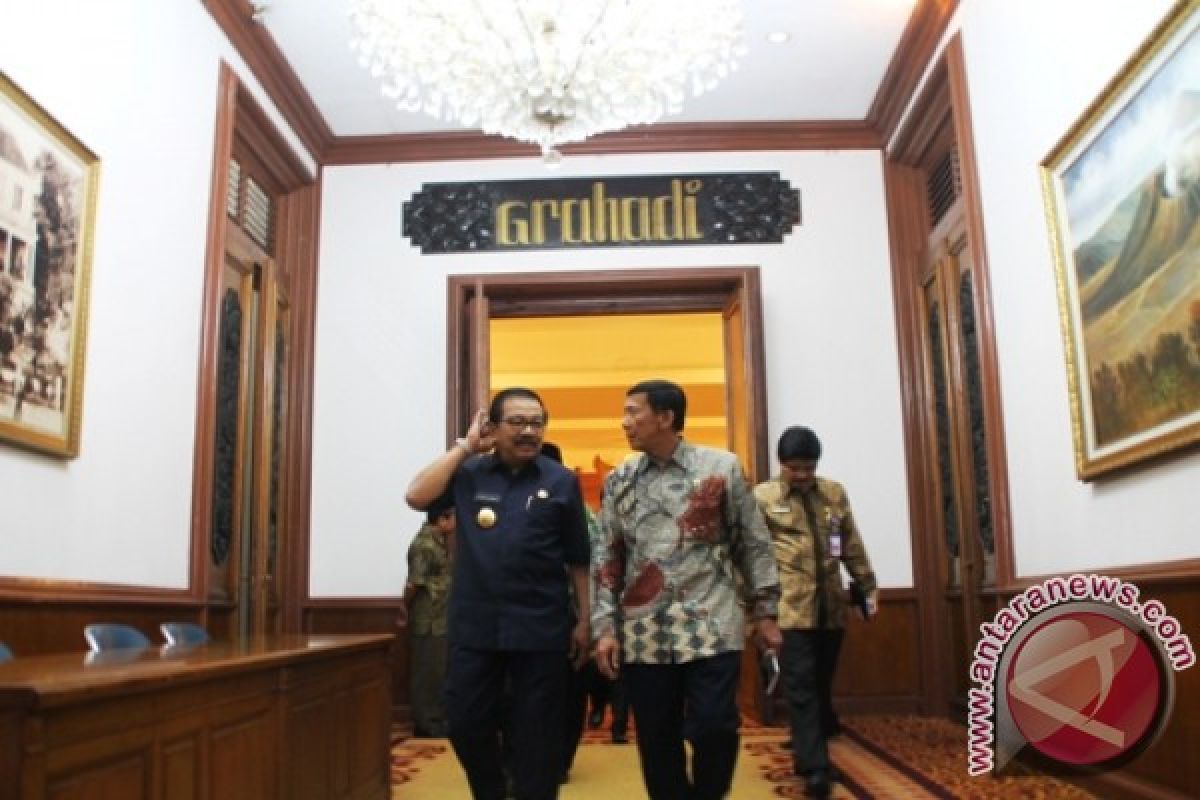 Praktisi Hukum: Rekaman CCTV-Dirut Freeport itu Sama