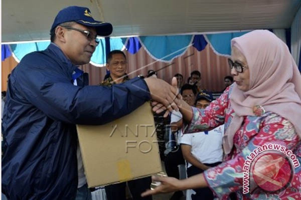 Ekpedisi Nusantara jaya salurkan bantuan logistik 