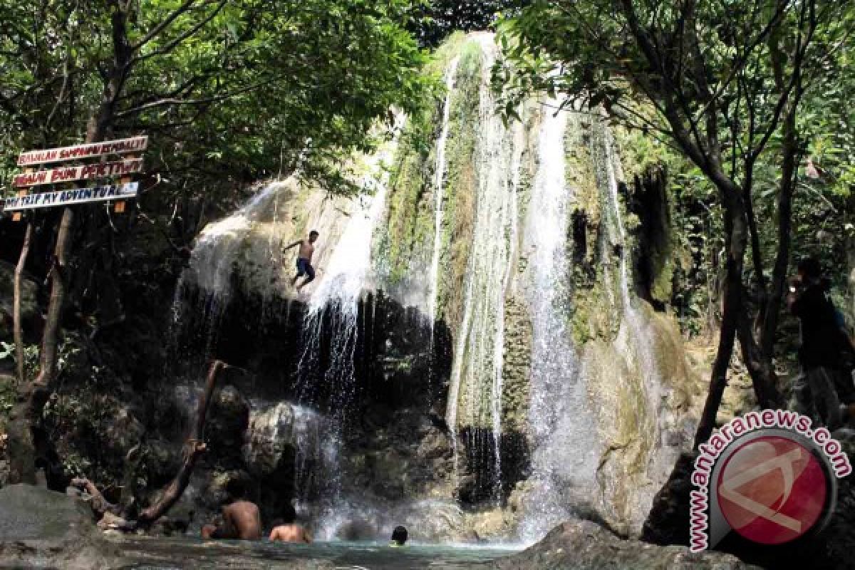 Air Terjun Grojokan Sewu Tulungagung Diminati Wisatawan