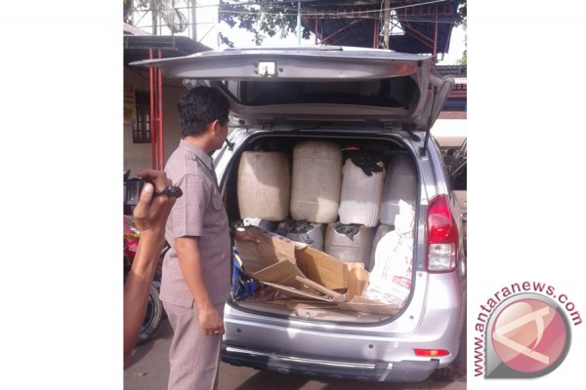Tanah Laut Police Foiled Kerosene Smuggling
