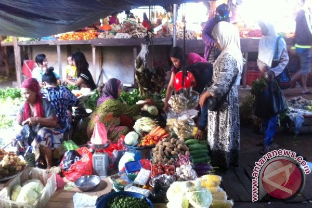 Harga Daging Ayam di Ketapang Mulai Merangkak Naik