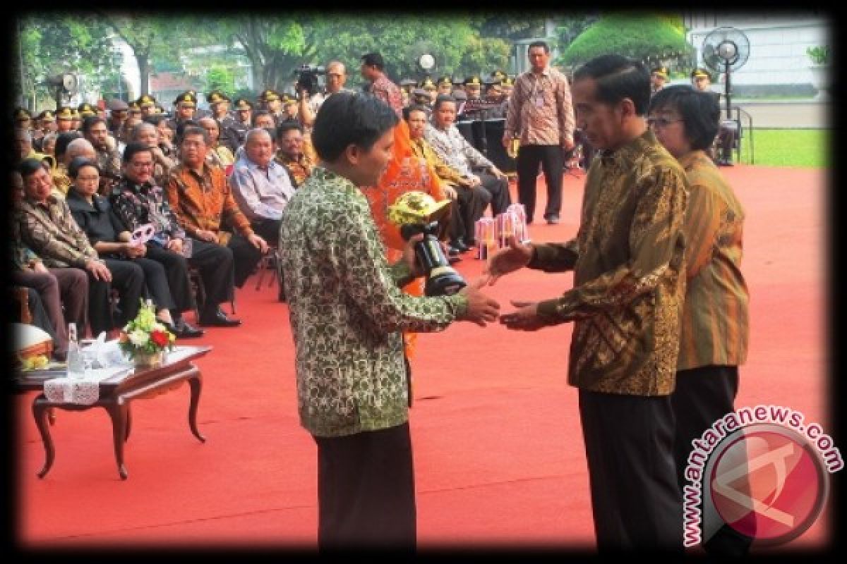 Dua Sekolah di Bontang Raih Adiwiyata Mandiri