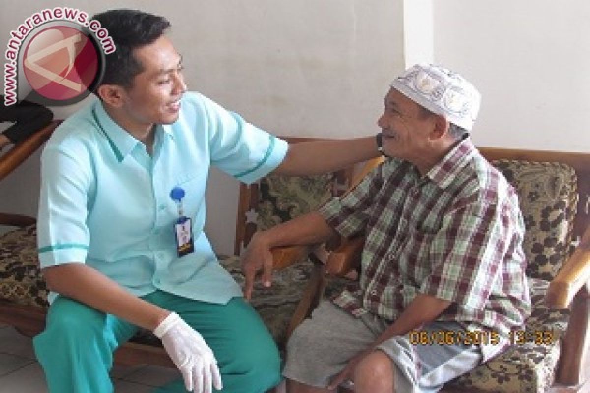 Pemkot Surabaya Perhatikan Kesehatan Lansia Griya Werda