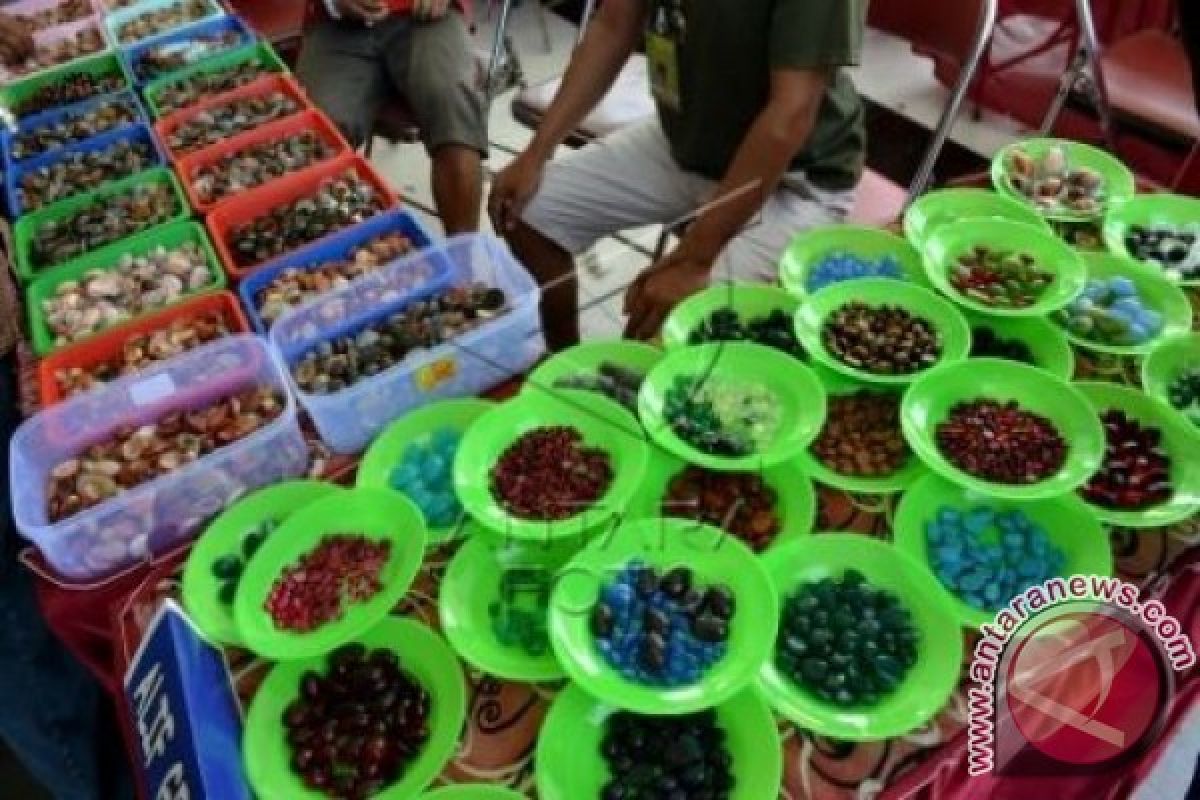 Surabaya to Host National Precious Stones Convention