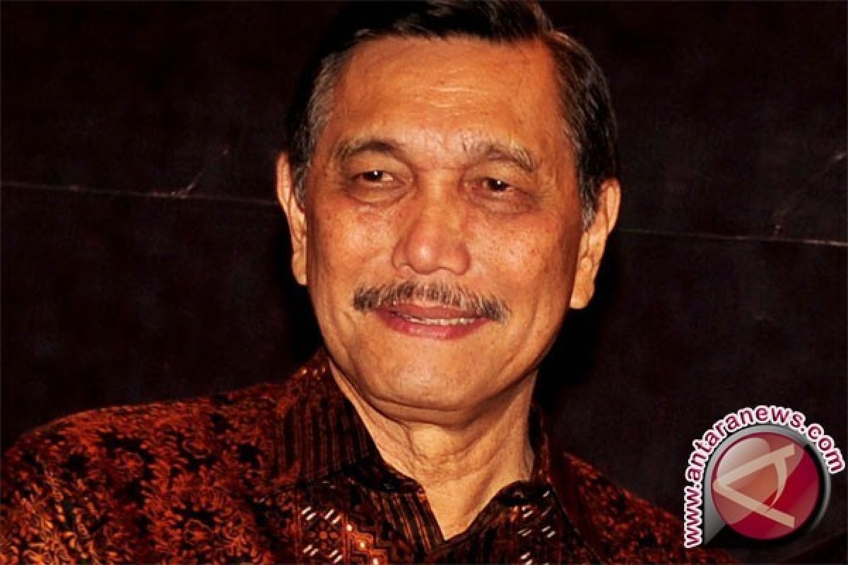 Luhut Tersenyum Ditanya Mengenai Evaluasi Kinerja Bareskrim