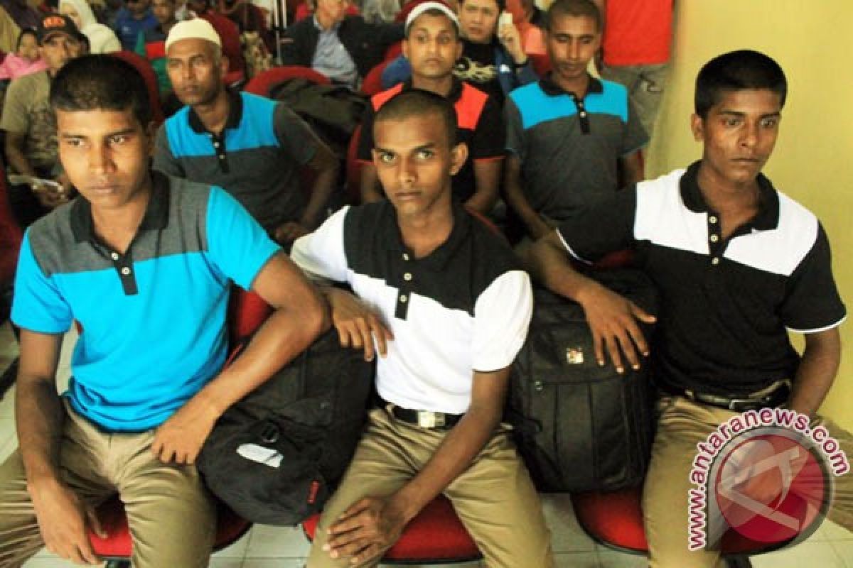 Illegal immigrants from Bangladesh ready for deportation: Aceh immigration