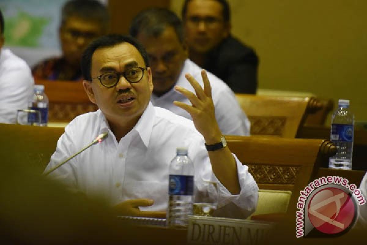 Menteri ESDM bantah gebrak meja saat rapat