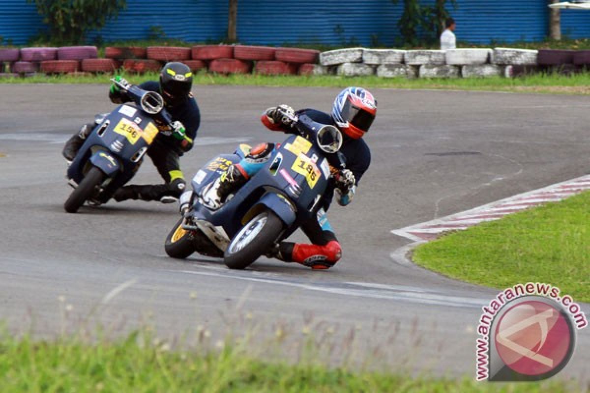 Kutu Racing dominasi Scooter Grand Prix 2015 Seri 2