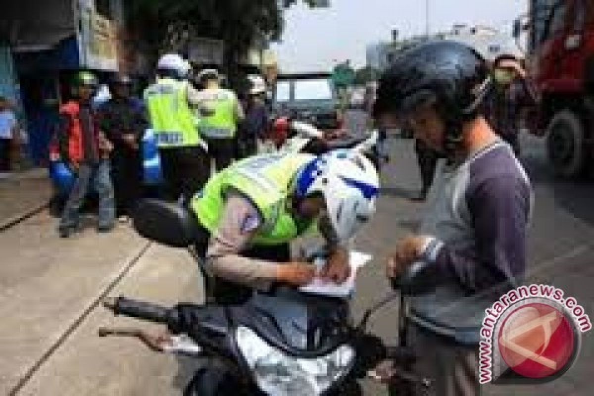 Pelanggaran tilang di Jambi turun 42 persen