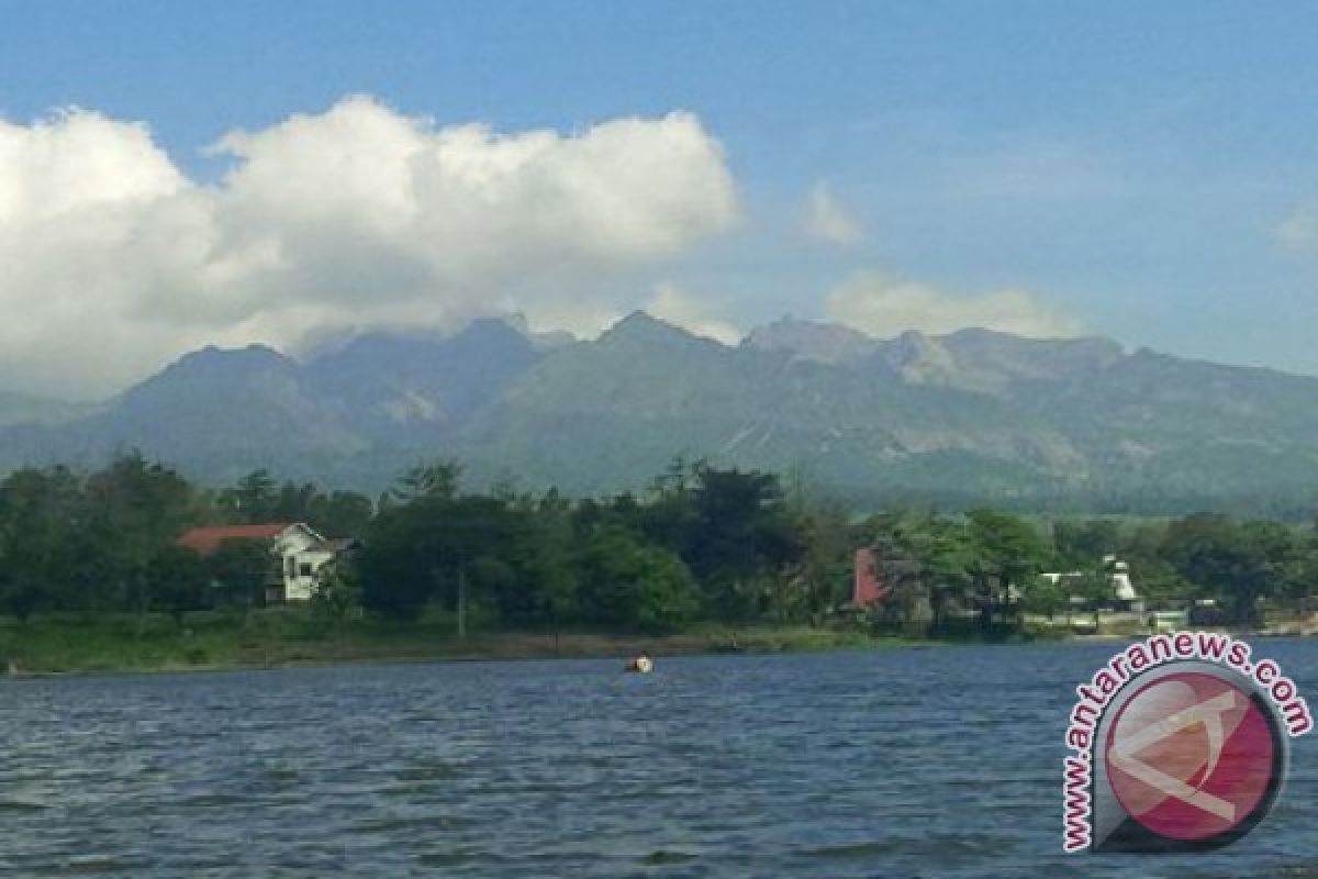 Pemandangan Kelud Destinasi Baru Wisata Bendungan Selorejo