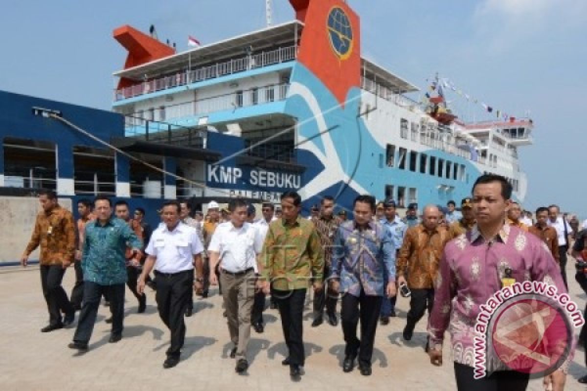 Presiden Resmikan Pengoperasian Dermaga Kapal di Bakauheni