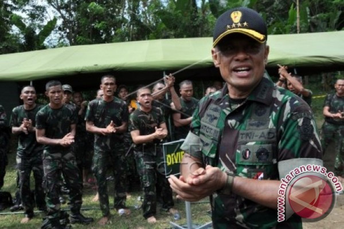 KSAD tinjau latihan demontrasi pertempuran di Martapura