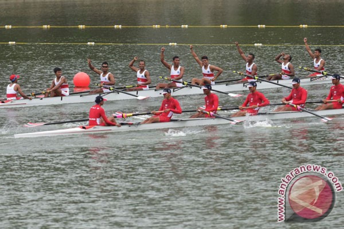 Tim dayung Indonesia raih emas kejuaraan internasional di Sydney