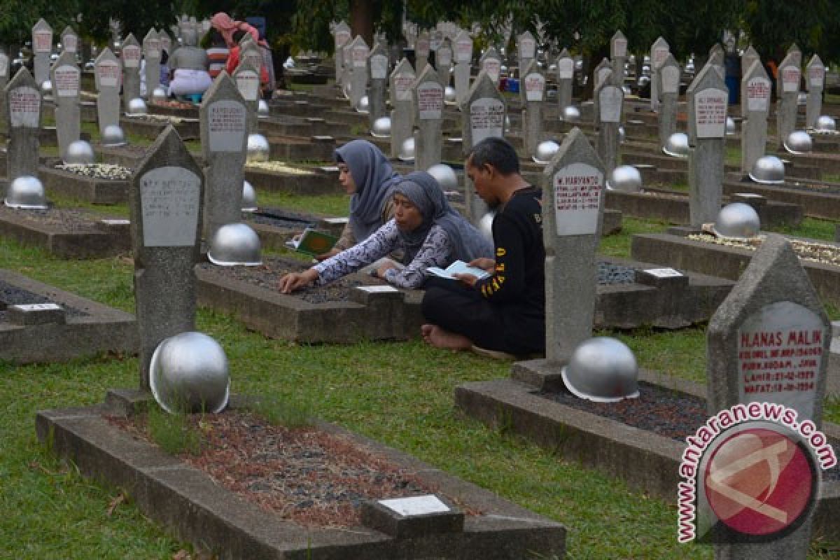 DKI akan bangun taman makam pahlawan di Cilangkap