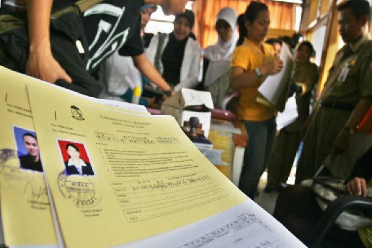 Pembuatan kartu kuning di Sukabumi meningkat