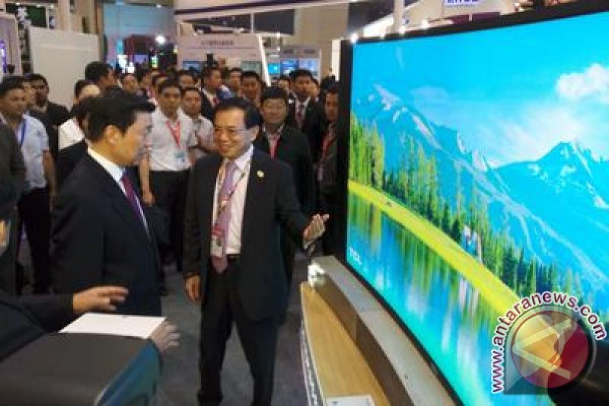 TCL Talks about its Plan to Expand into Southeast Asian Market on China-South Asia Expo