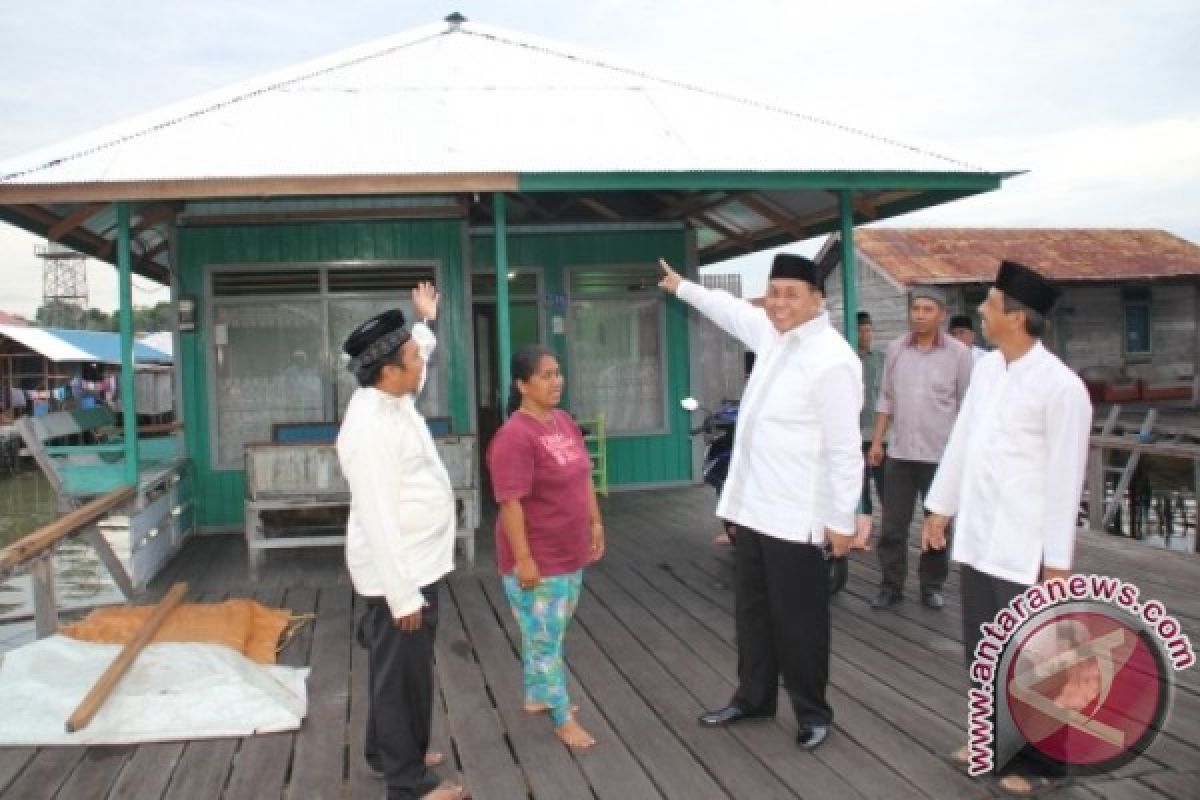 Wali Kota Tinjau Rehabilitasi Rumah Korban Puting Beliung
