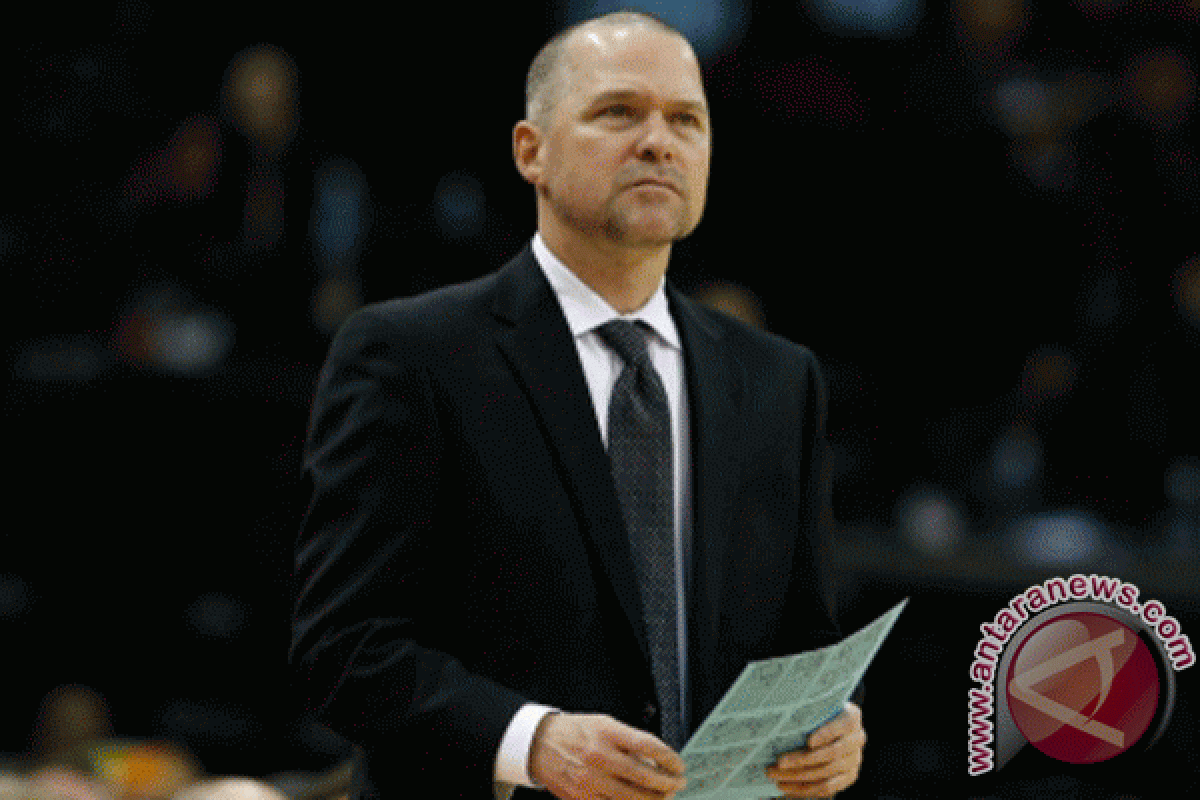 Mike Malone kini latih Denver Nuggets