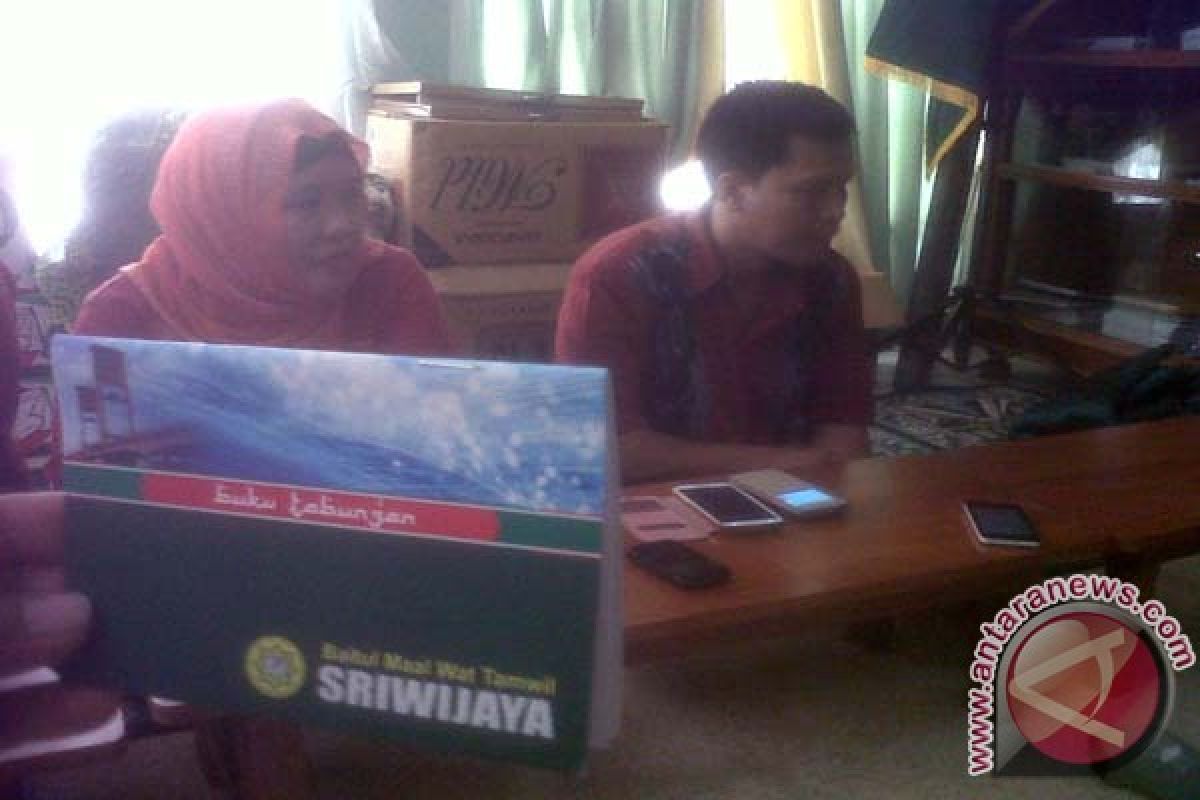 BMT Sriwijaya Palembang Melawan Rentenir Keliling