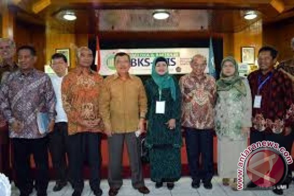 Rektor Umi Terima Amanah Ketua BKS PTIS