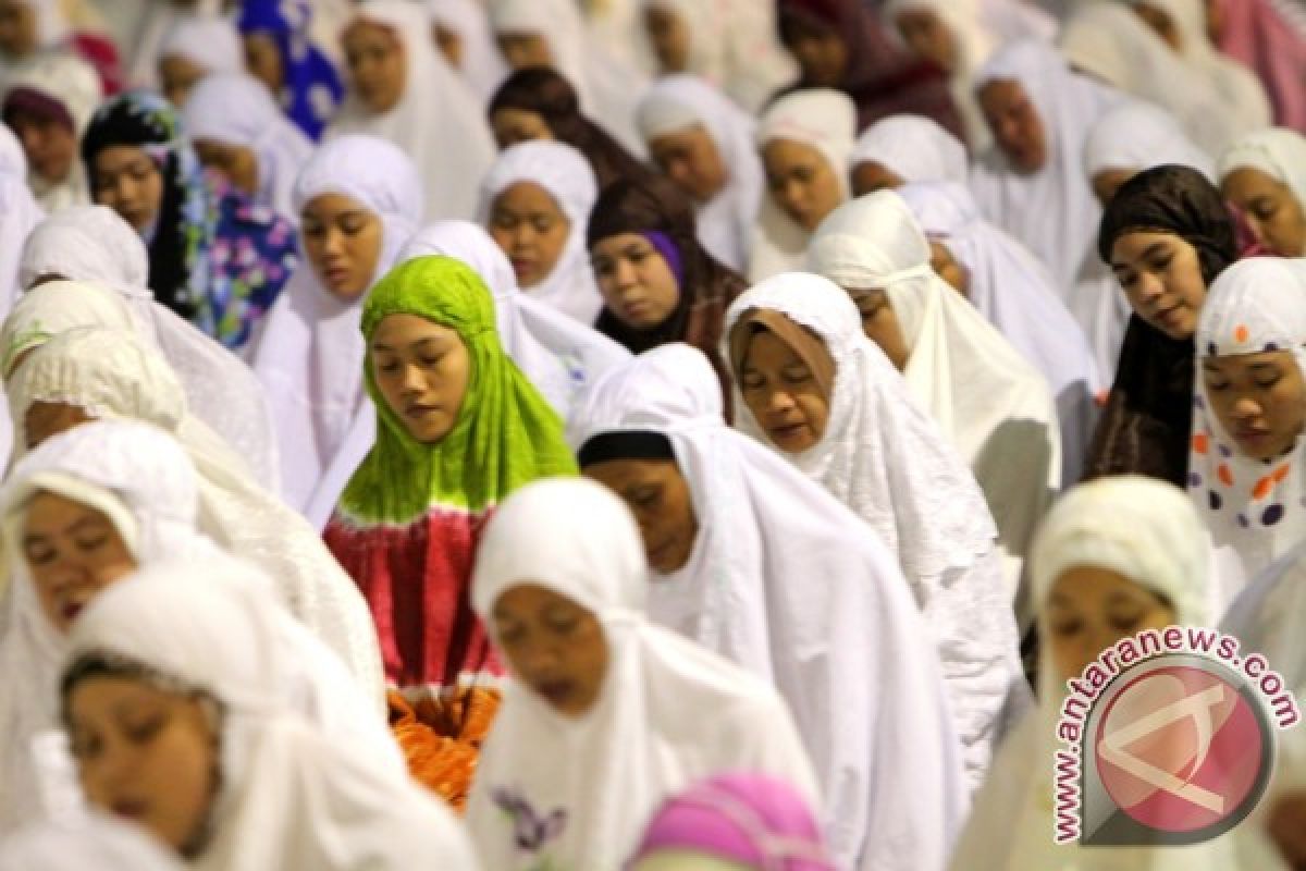 Tradisi Malam Nisfu Syaban Di Balangan Makan Bersama Usai Beribadah