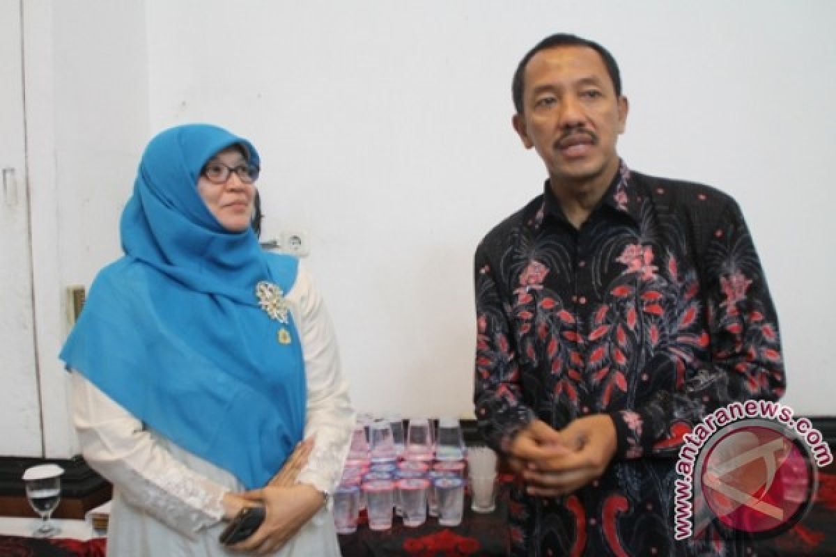 Abror Pilih Bakal Calon Wakil Wali Kota Surabaya Perempuan