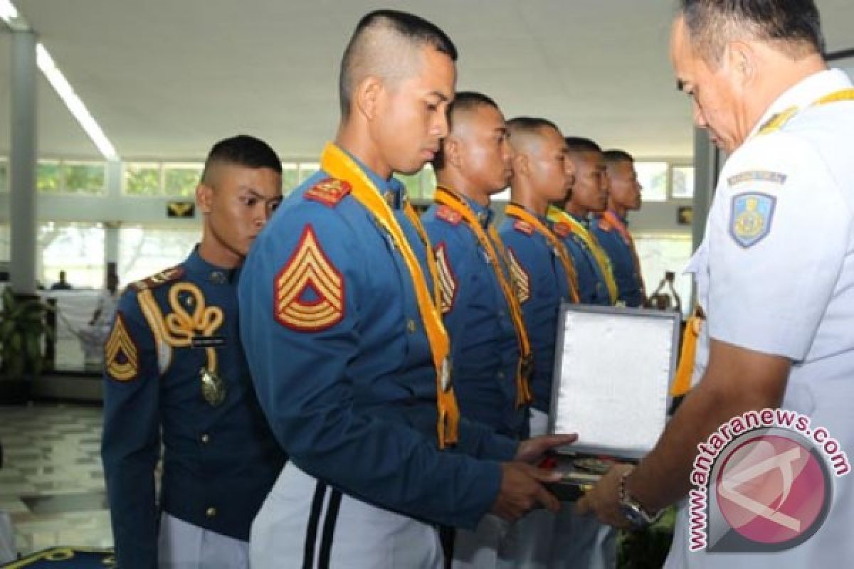KSAL Wisuda 99 Calon Perwira TNI AL