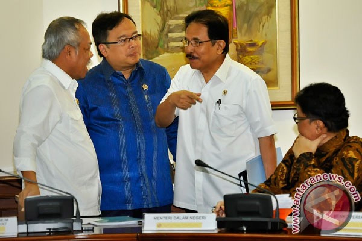 Penggenangan waduk Jatigede gubernur tunggu instruksi presiden