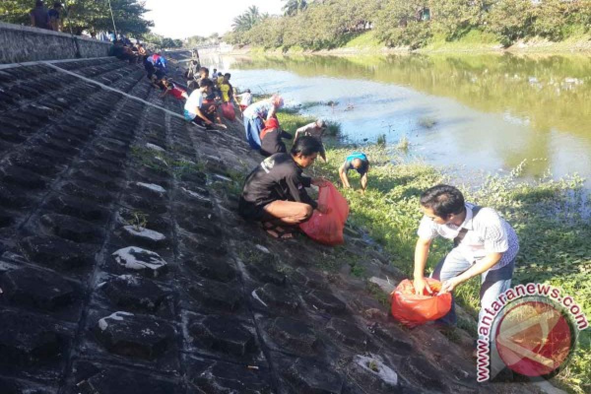 Bupati Tulungagung Didesak LSM Buat Perbup Sungai