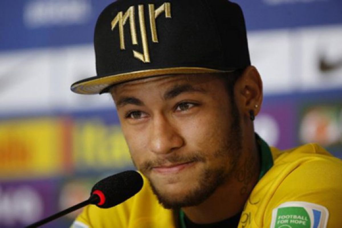 Akibat dihajar pemain Swiss, Neymar mengeluh sakit