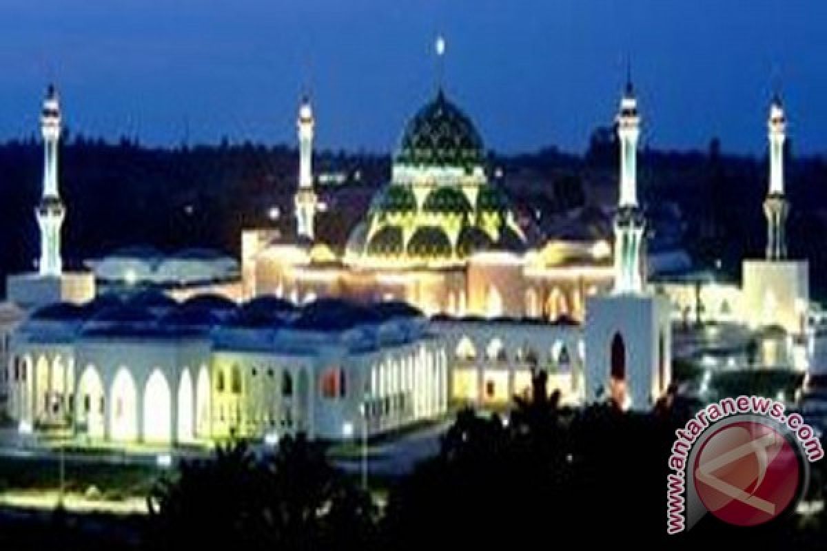 Masjid Agung Natuna Kebanggaan Umat di Perbatasan