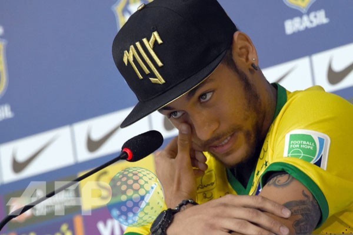 Neymar Menghina Wasit
