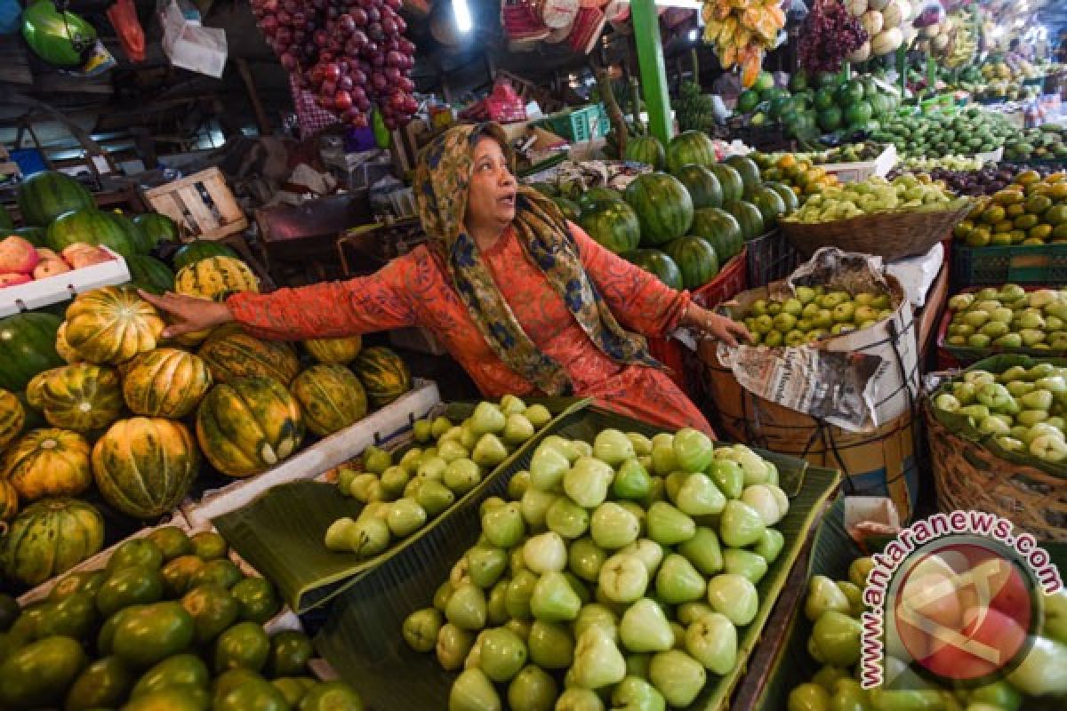 Tips pilih buah untuk berbuka puasa dan sahur